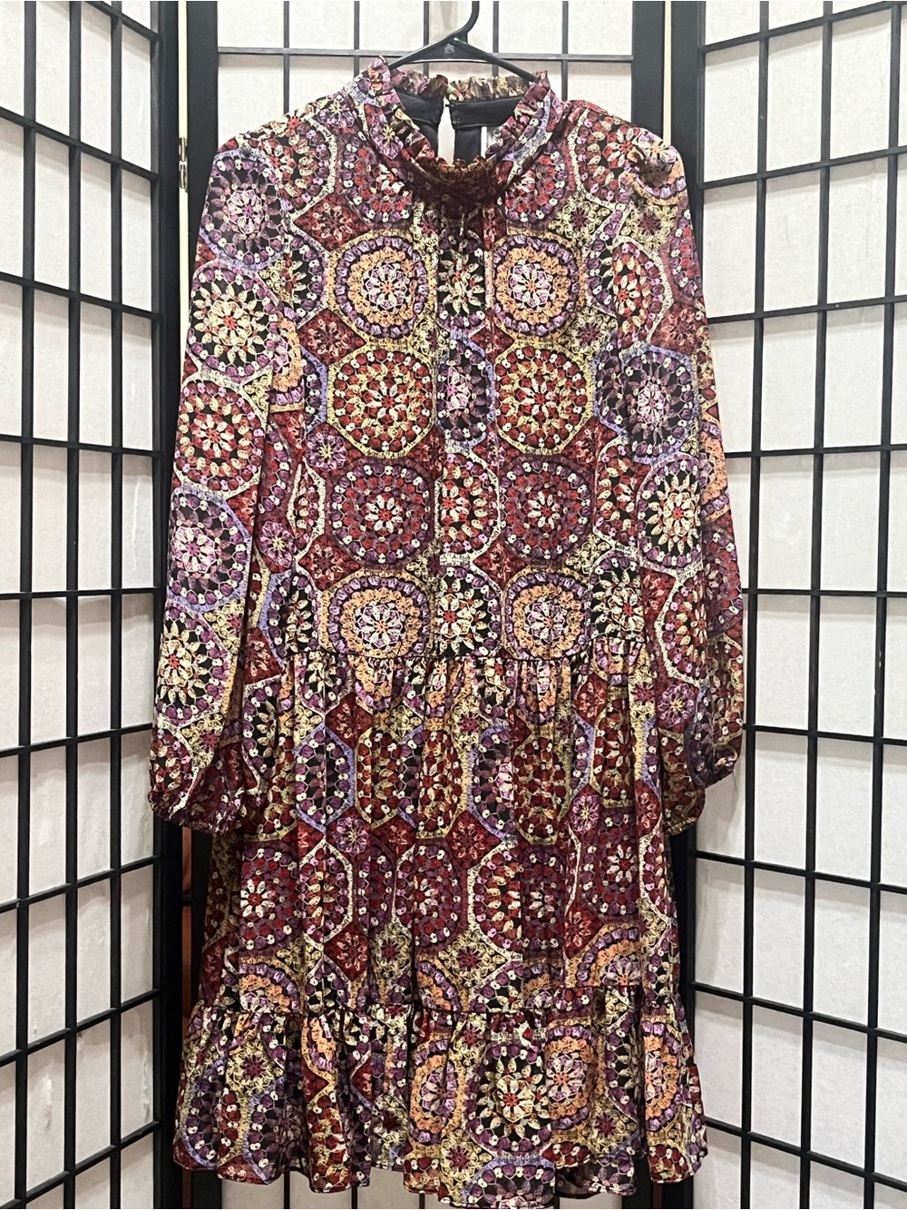 JULIAN TAYLOR NEW YORK Boho Mosaic Print Long Sleeve Dress - Burgundy SIZE S